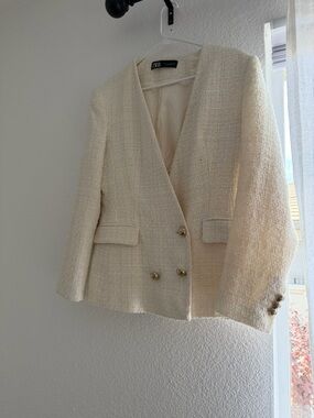 Zara Cream Tweed Double-Breasted Blazer with Gold Buttons